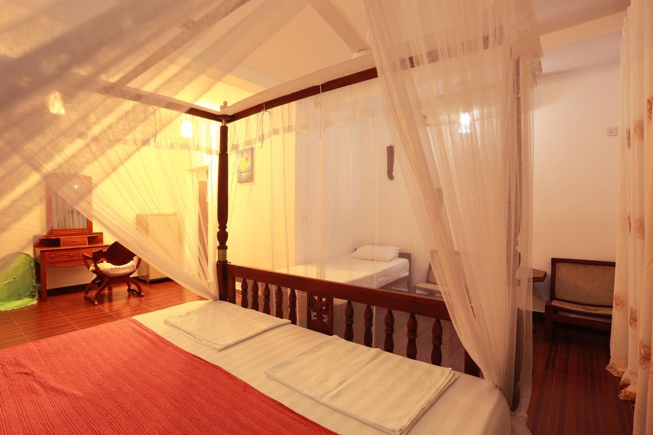 Sonri Villa Sea View Unawatuna Exterior photo