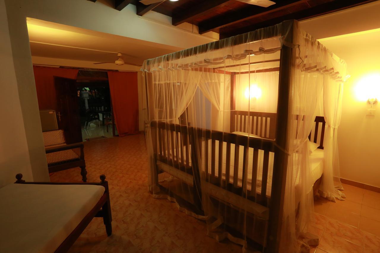 Sonri Villa Sea View Unawatuna Exterior photo