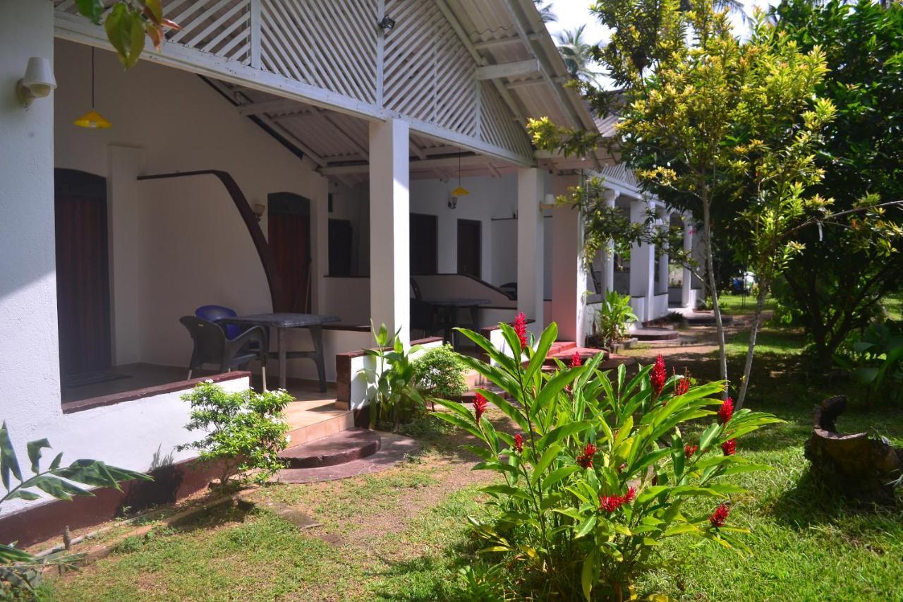 Sonri Villa Sea View Unawatuna Exterior photo